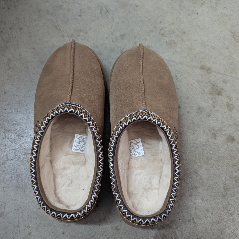 UGG Brown Slippers with Cream Lining